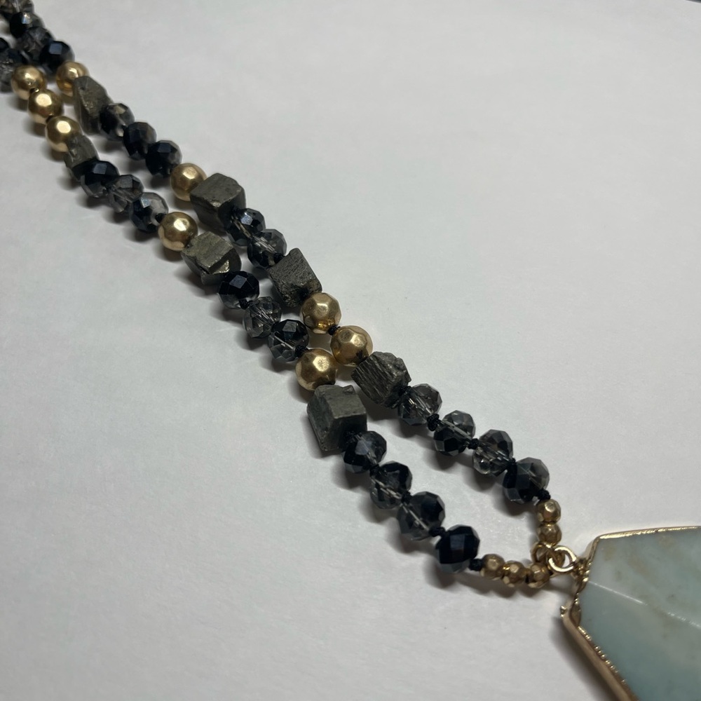 Elegant Multi-Color Beaded Necklace with pendent